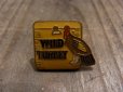 画像1: 【WILD TURKEY】ワイルドターキー 1980'S ビンテージピンバッチ  (1)