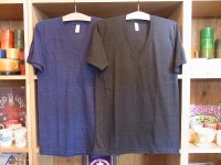 アメリカンアパレル【アメリカ製】霜降りVネックTシャツ ２色 ３サイズ(XS/S/M)
