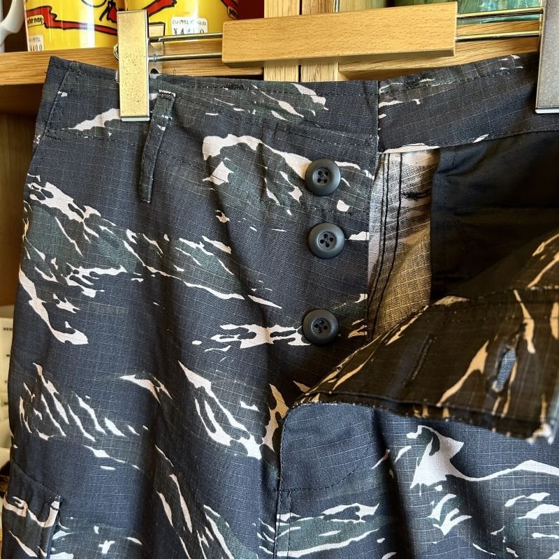 画像4: 【 TIGER CAMO BDU SHORTS / タイガーカモ ６ポケット アーミーショーツ 】リップストップ・ショートパンツ・カーゴショーツ / 軍パン ・4サイズ(S/M/L/XL)