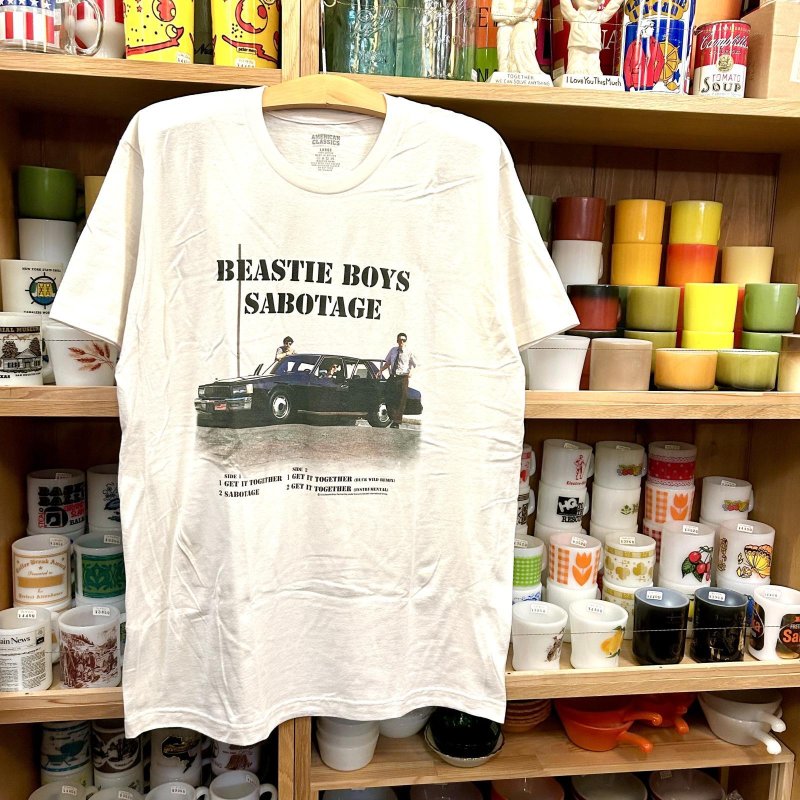 画像1: 【 BEASTIE BOYS / ビースティーボーイズ / sabotage サボタージュ 】オフィシャル・Tシャツ / ３サイズ(M,L,XL)