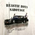 画像2: 【 BEASTIE BOYS / ビースティーボーイズ / sabotage サボタージュ 】オフィシャル・Tシャツ / ３サイズ(M,L,XL) (2)