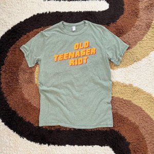 画像: 【 オリジナルプリント S/S Tシャツ " OLD TEENAGER " 】 4.4 oz コットン50％ポリ50% 杢/霜降りTシャツ ２カラー ３サイズ(M,L,XL)