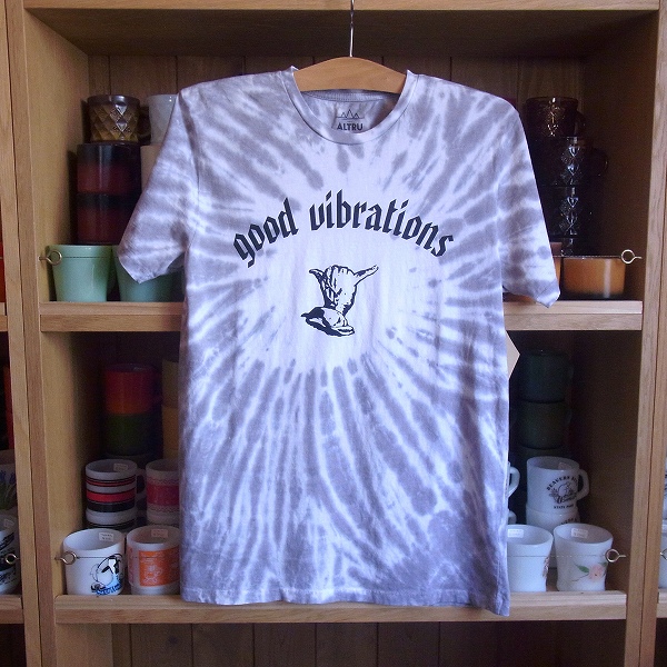 画像2: 【ALTRU/アルトゥルー】 "GOOD VIBRATION" タイダイ Tシャツ  ３サイズ(S/M/L) アメリカ製