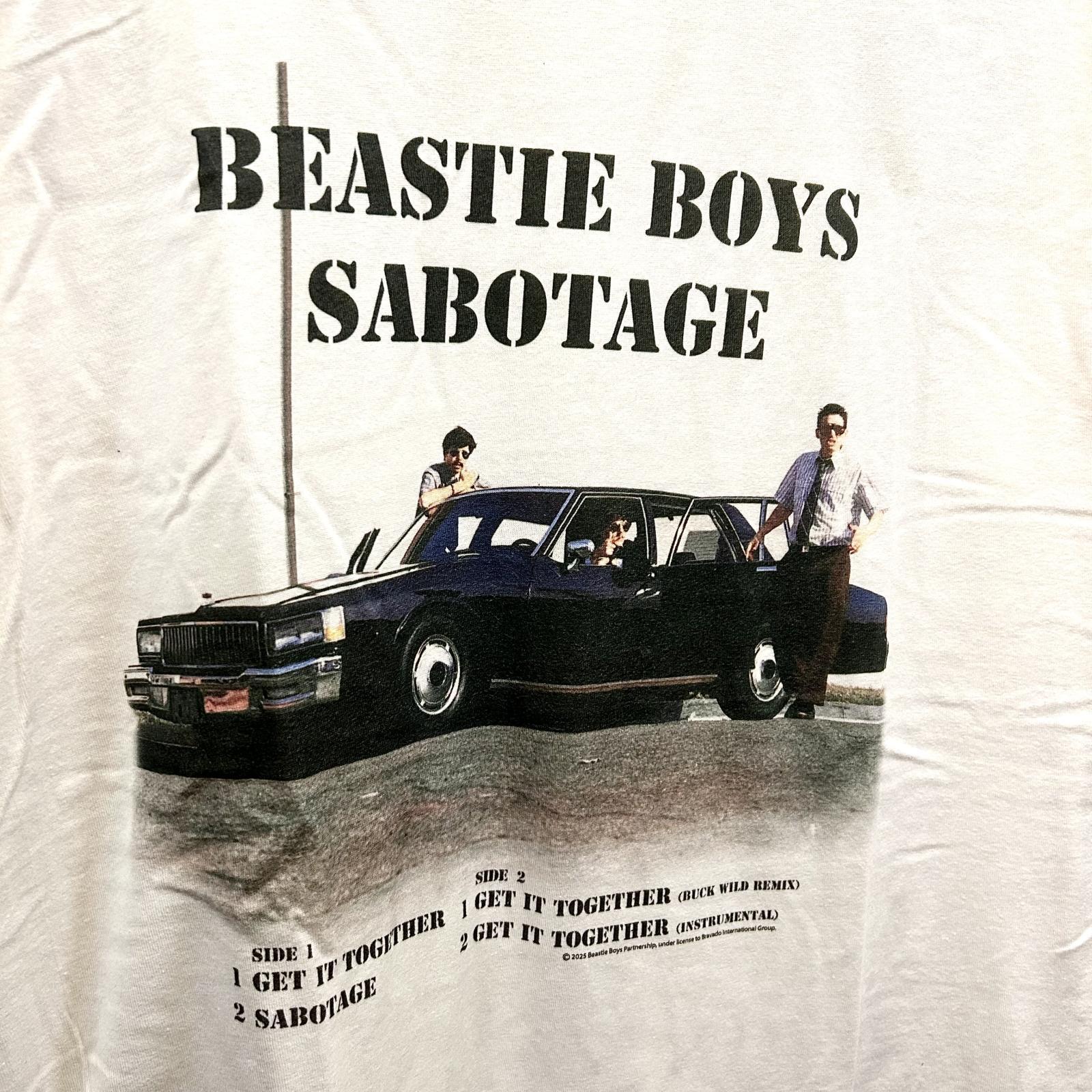 画像2: 【 BEASTIE BOYS / ビースティーボーイズ / sabotage サボタージュ 】オフィシャル・Tシャツ / ３サイズ(M,L,XL)